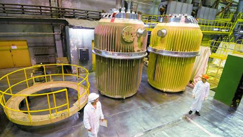 Тестовую переработку топлива реакторов ВВЭР-1000 могут провести в этом году